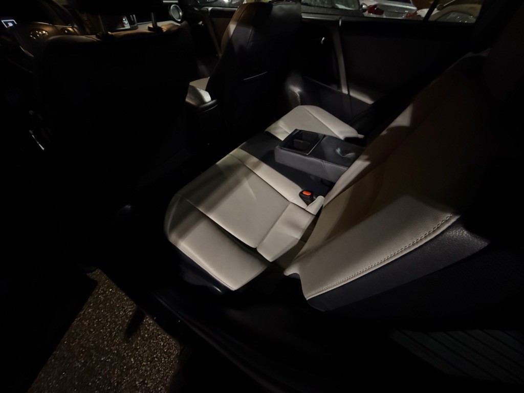 2017 Toyota Rav4 Image 13