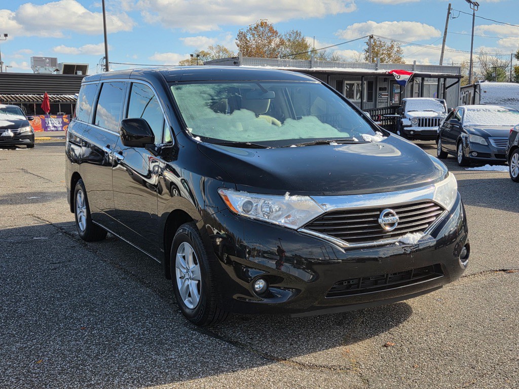 2015 Nissan Quest Image 4