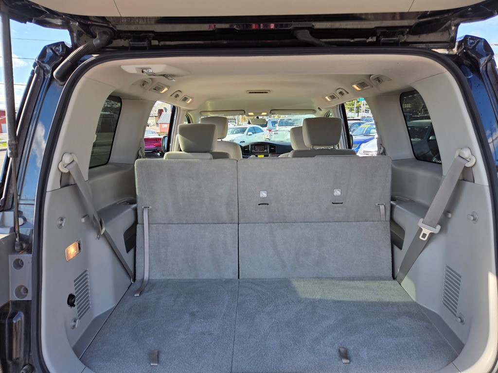 2015 Nissan Quest Image 17