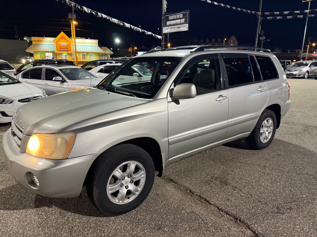 2003 Toyota Highlander Image 2