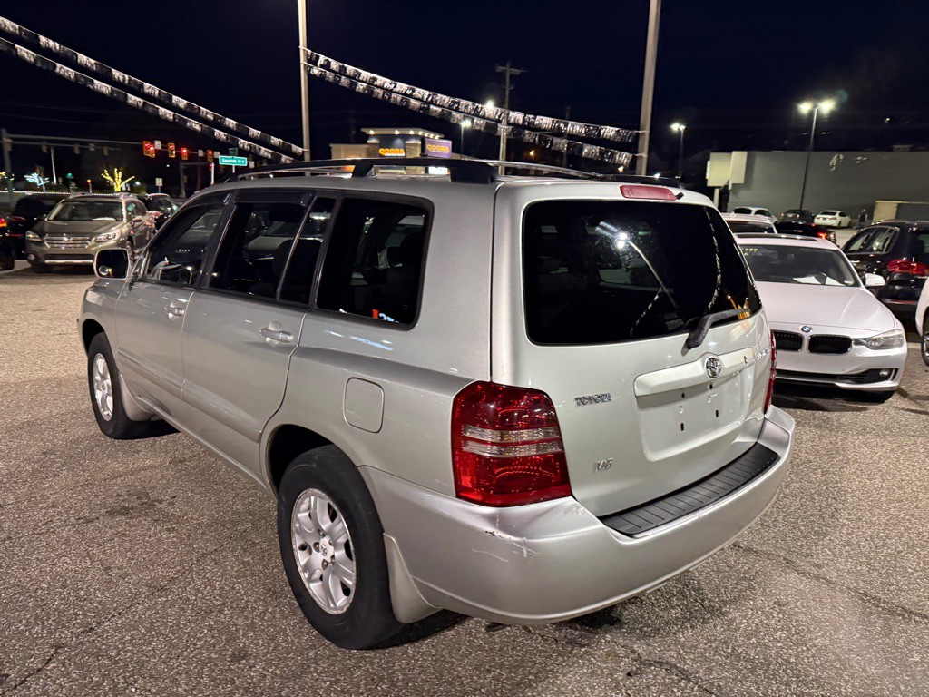 2003 Toyota Highlander Image 10