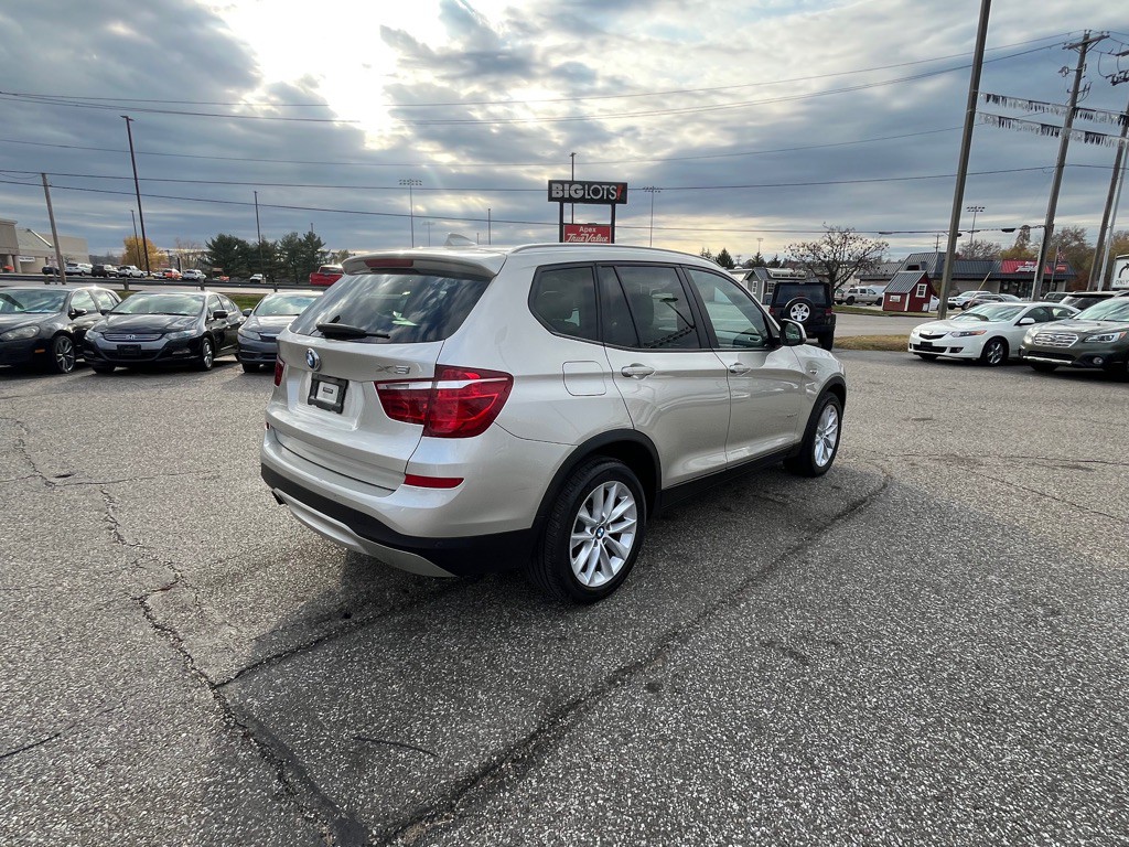 2017 BMW X3 Image 6