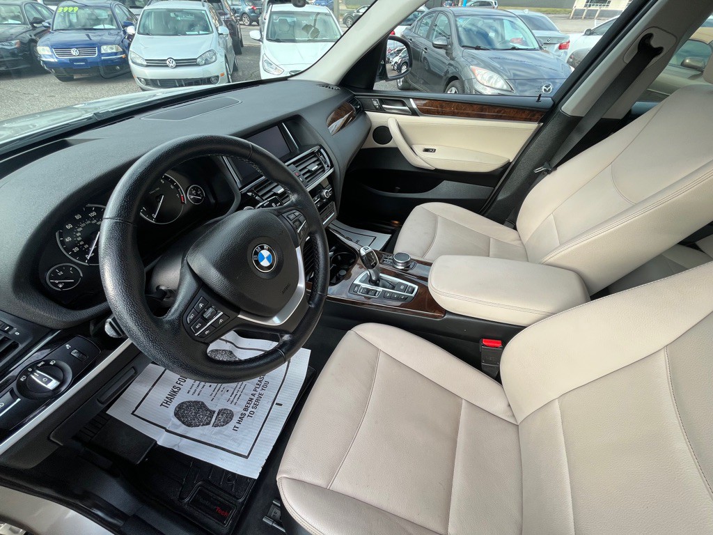 2017 BMW X3 Image 10