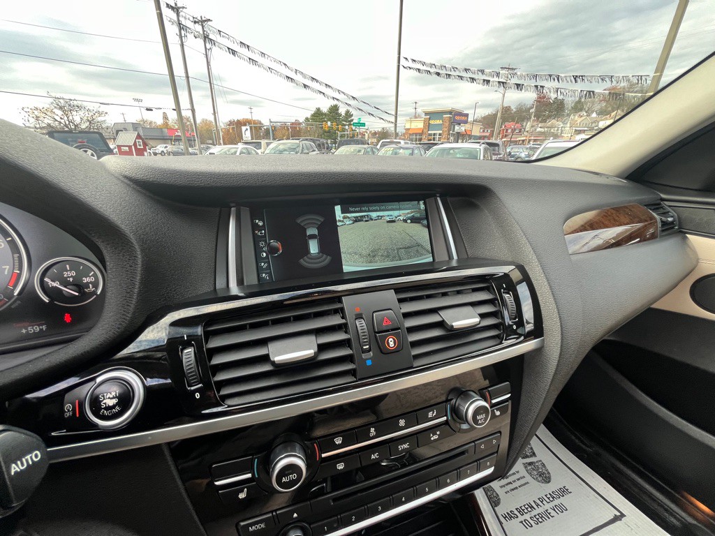 2017 BMW X3 Image 11