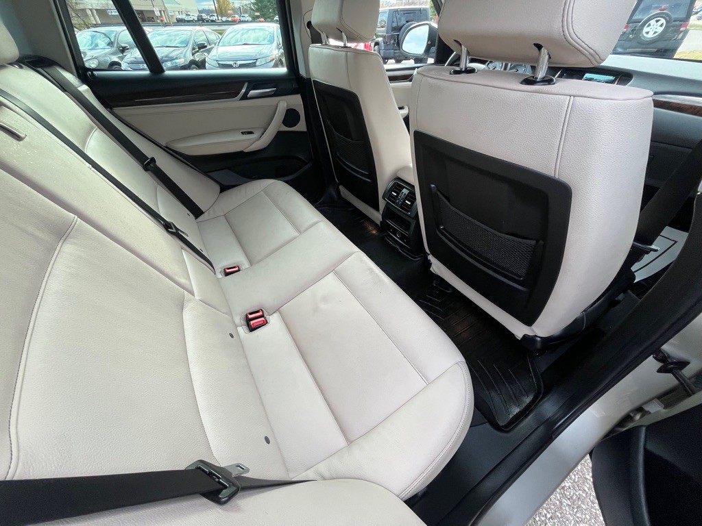 2017 BMW X3 Image 14