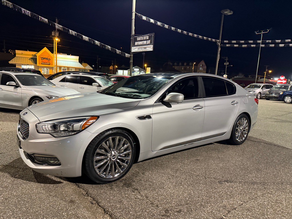2015 Kia K900 Image 1