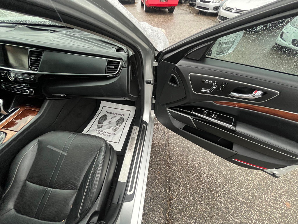 2015 Kia K900 Image 20
