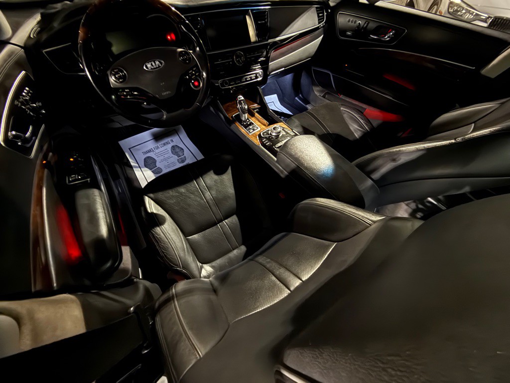 2015 Kia K900 Image 26