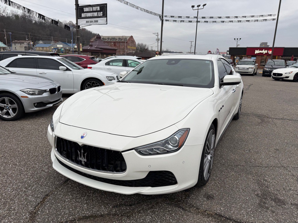 2017 Maserati Ghibli Image 3