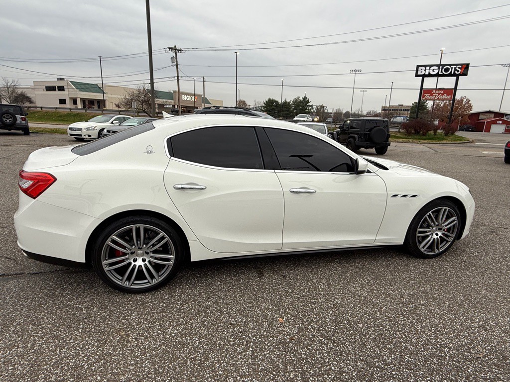 2017 Maserati Ghibli Image 6