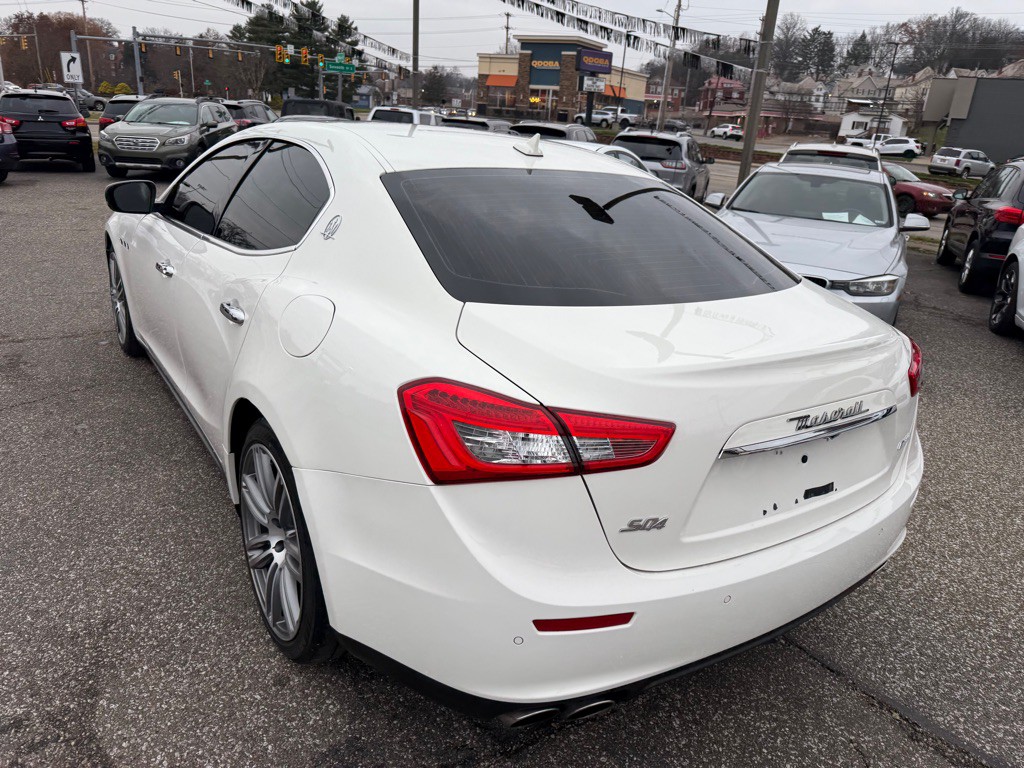2017 Maserati Ghibli Image 10