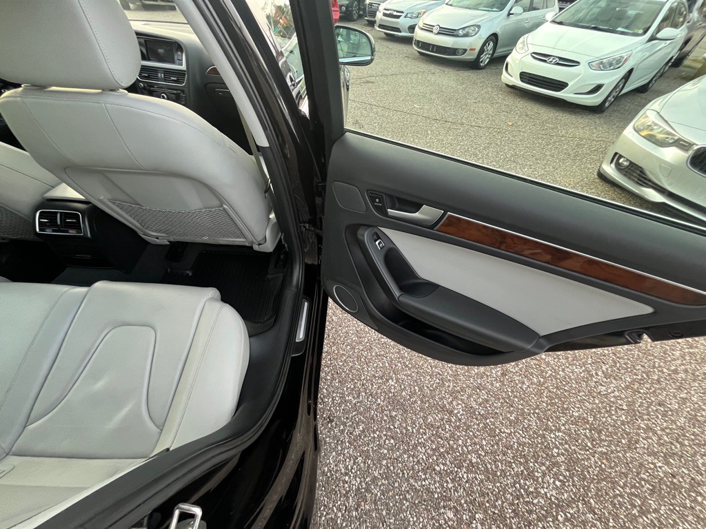 2013 Audi A4 Image 16