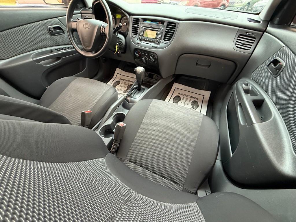 2009 Kia Rio Image 21