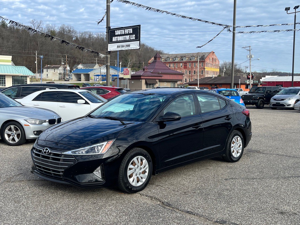 2019 Hyundai Elantra Image 1