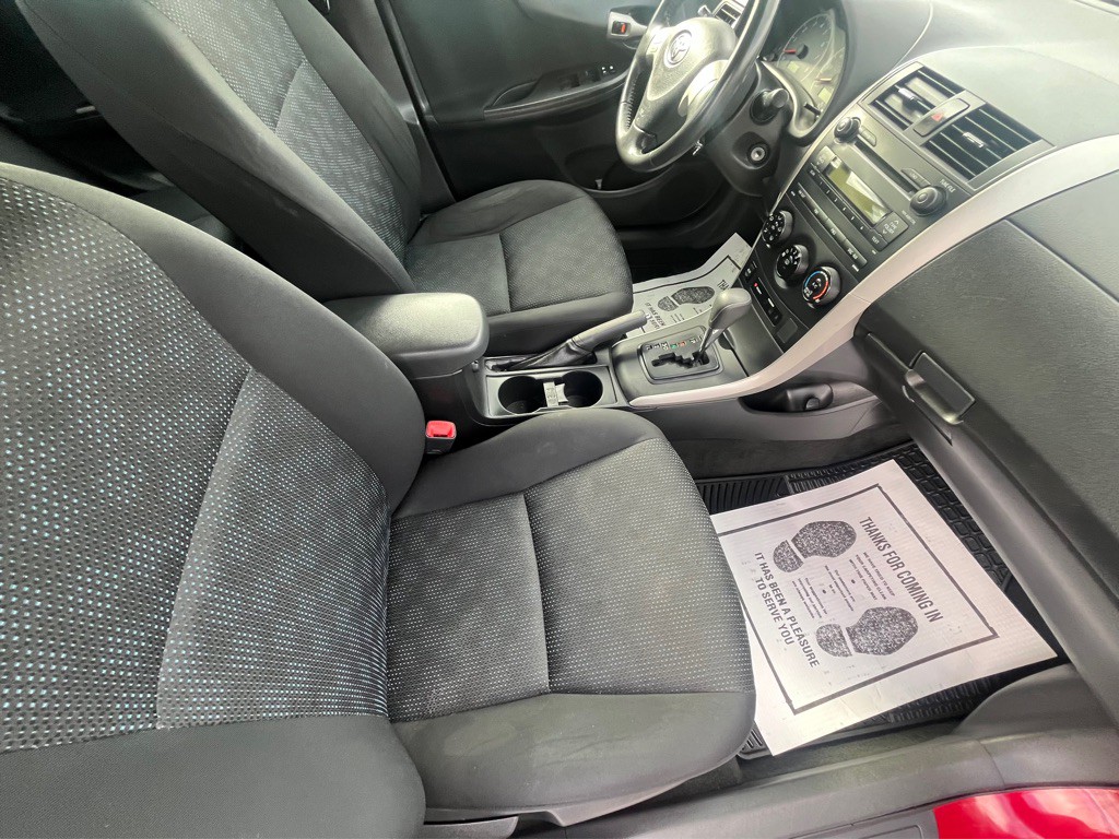 2009 Toyota Corolla Image 18