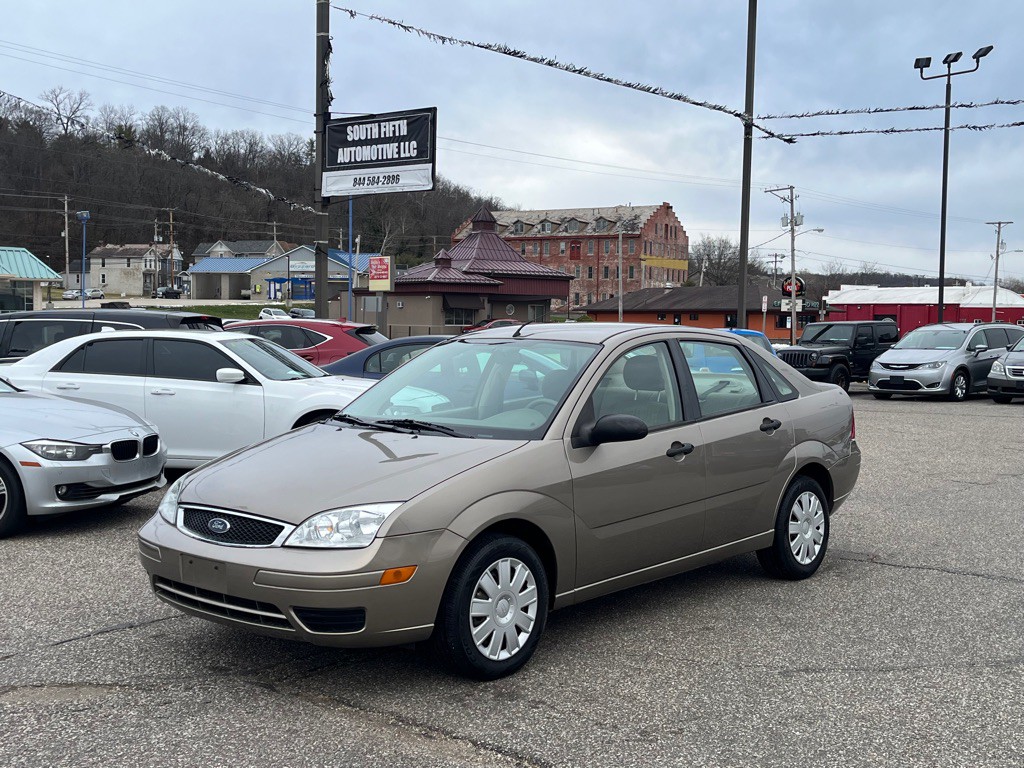 2005 Ford Focus Image 1