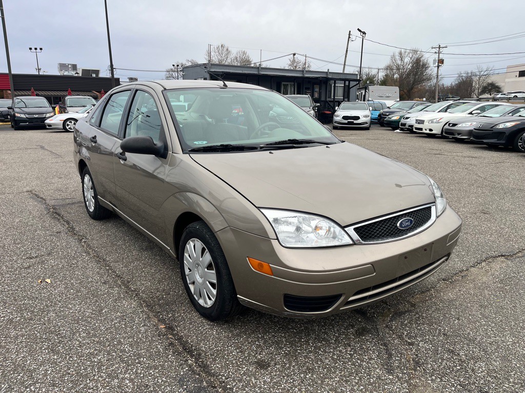 2005 Ford Focus Image 4