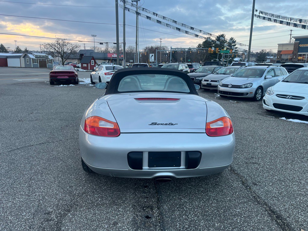 1999 Porsche Boxster Image 8