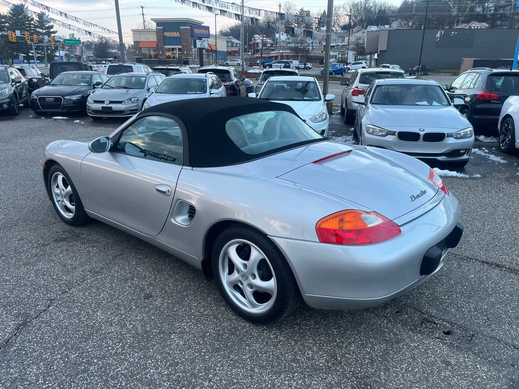 1999 Porsche Boxster Image 9