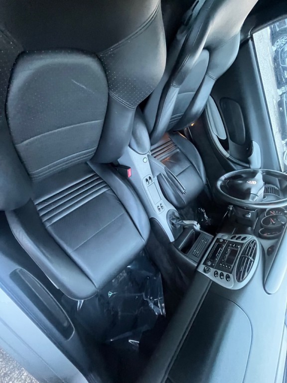 1999 Porsche Boxster Image 13