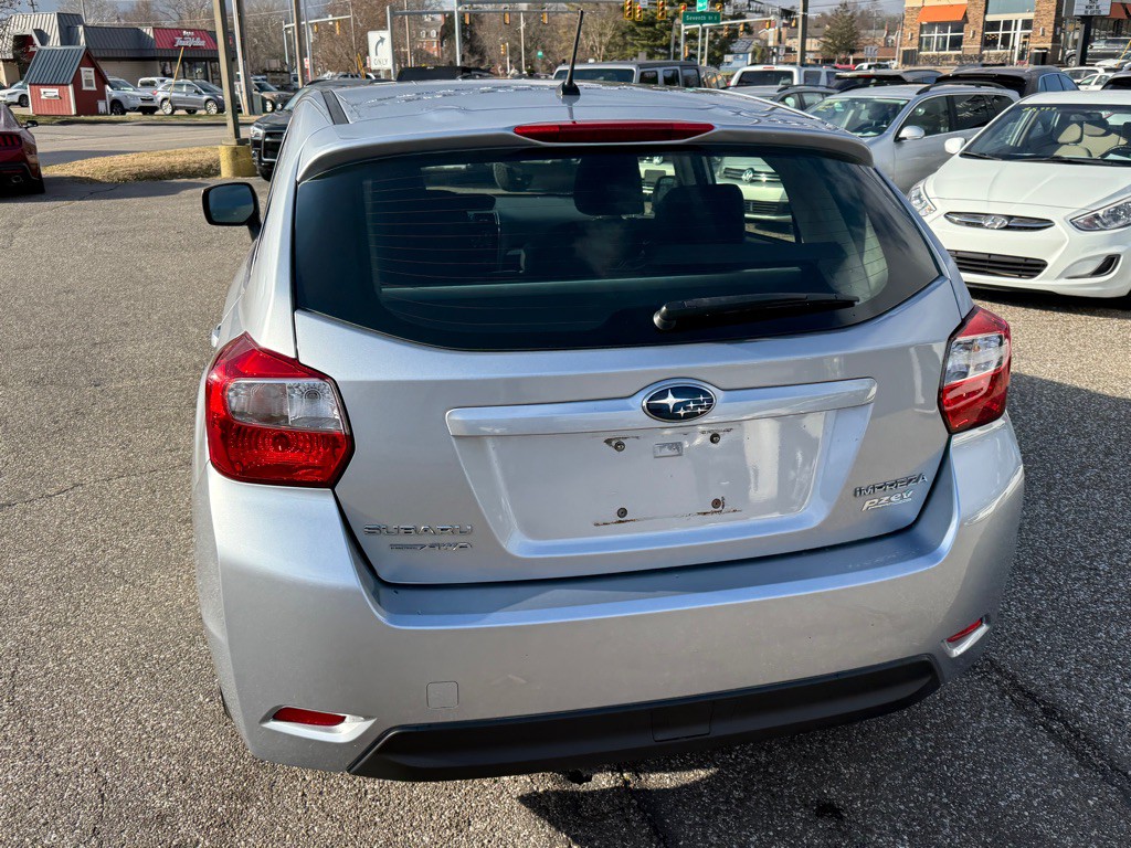 2013 Subaru Impreza Image 8