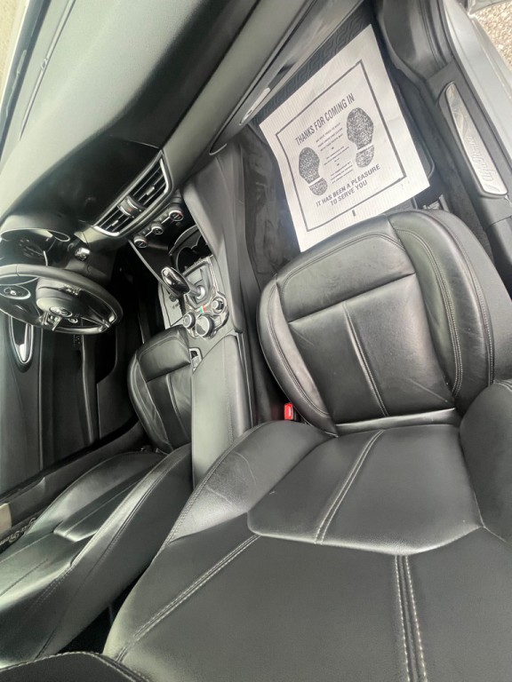 2017 Alfa Romeo Giulia Image 18