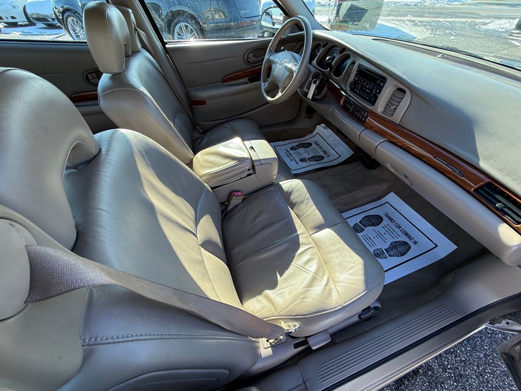 2002 Buick LeSabre Image 17