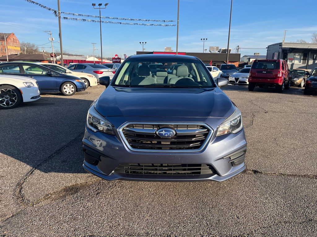 2018 Subaru Legacy Image 3