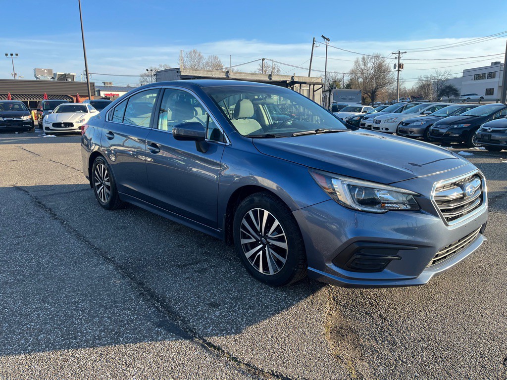 2018 Subaru Legacy Image 4