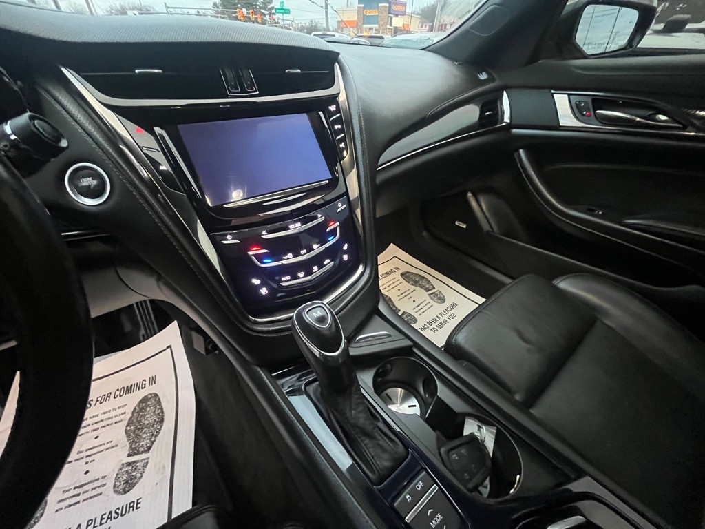 2015 Cadillac CTS Image 11