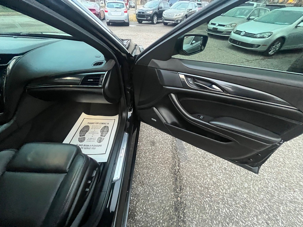 2015 Cadillac CTS Image 18