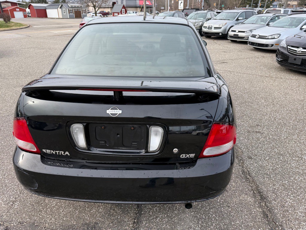 2002 Nissan Sentra Image 9