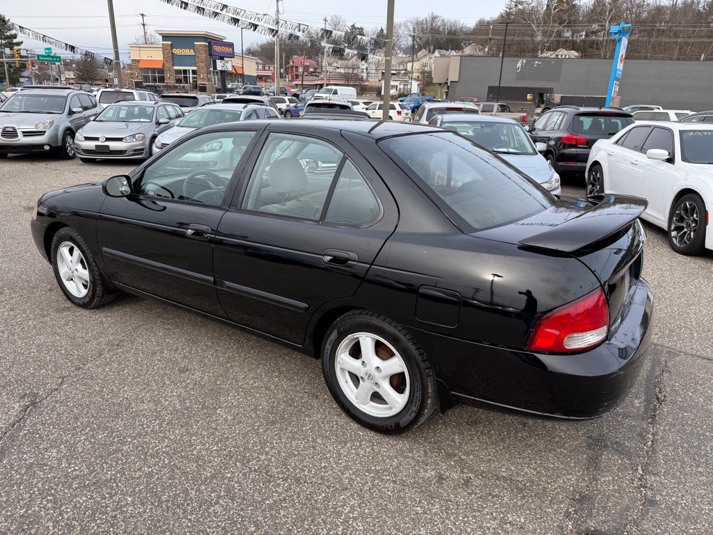 2002 Nissan Sentra Image 11