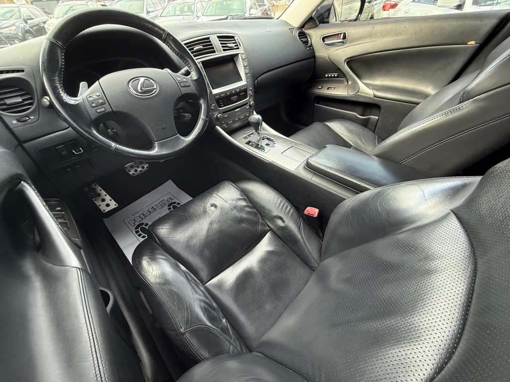 2008 Lexus IS Image 17