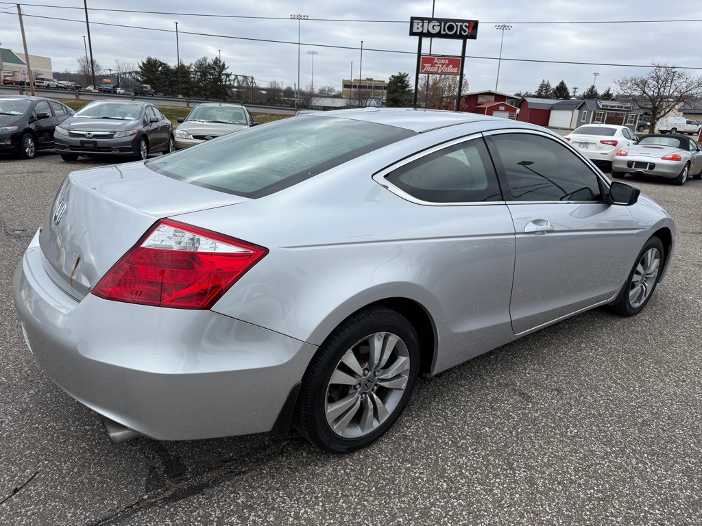 2010 Honda Accord Image 8