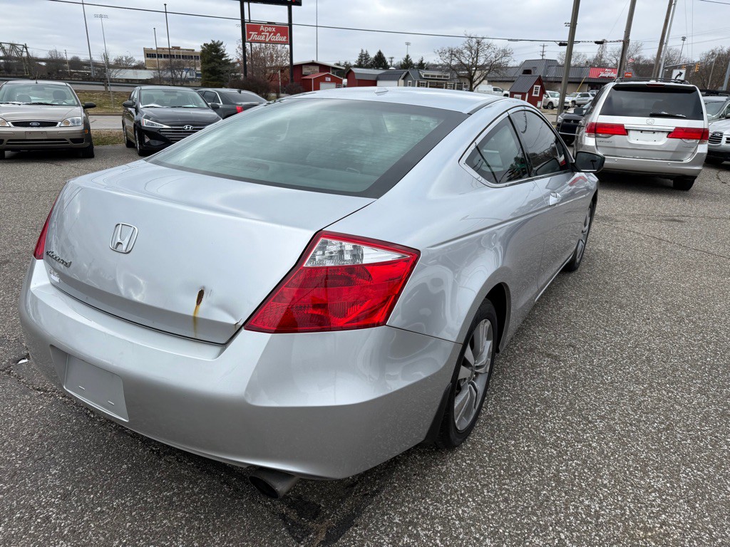 2010 Honda Accord Image 9
