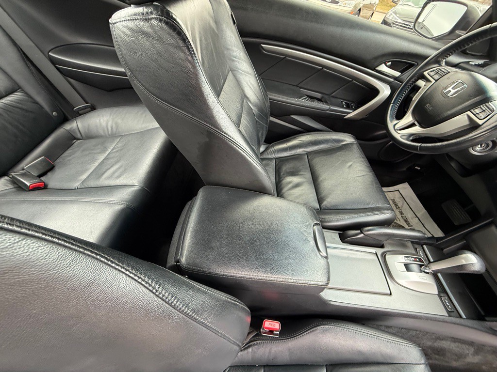 2010 Honda Accord Image 20