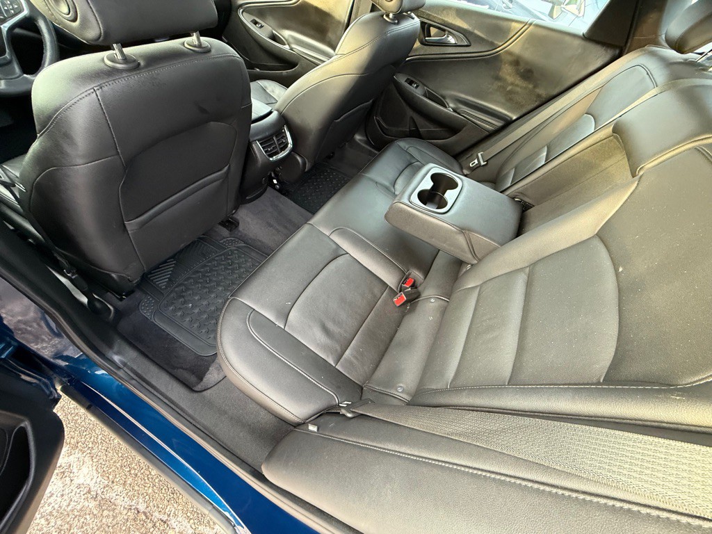 2019 Chevrolet Malibu Image 14