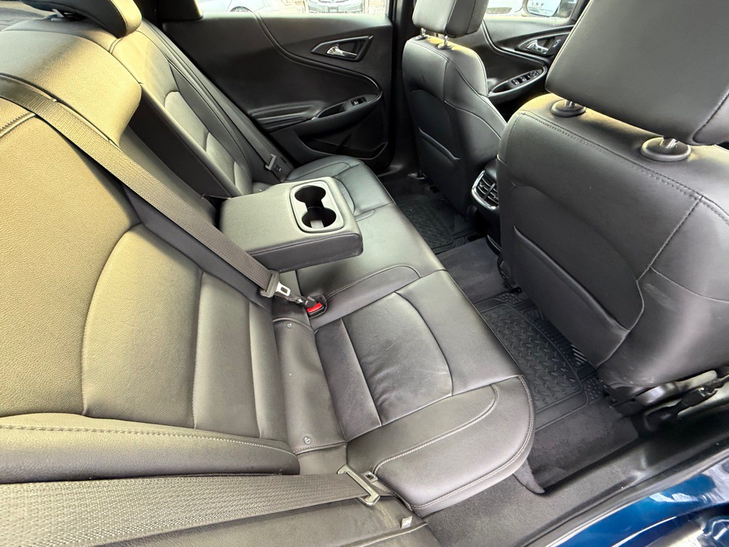 2019 Chevrolet Malibu Image 16