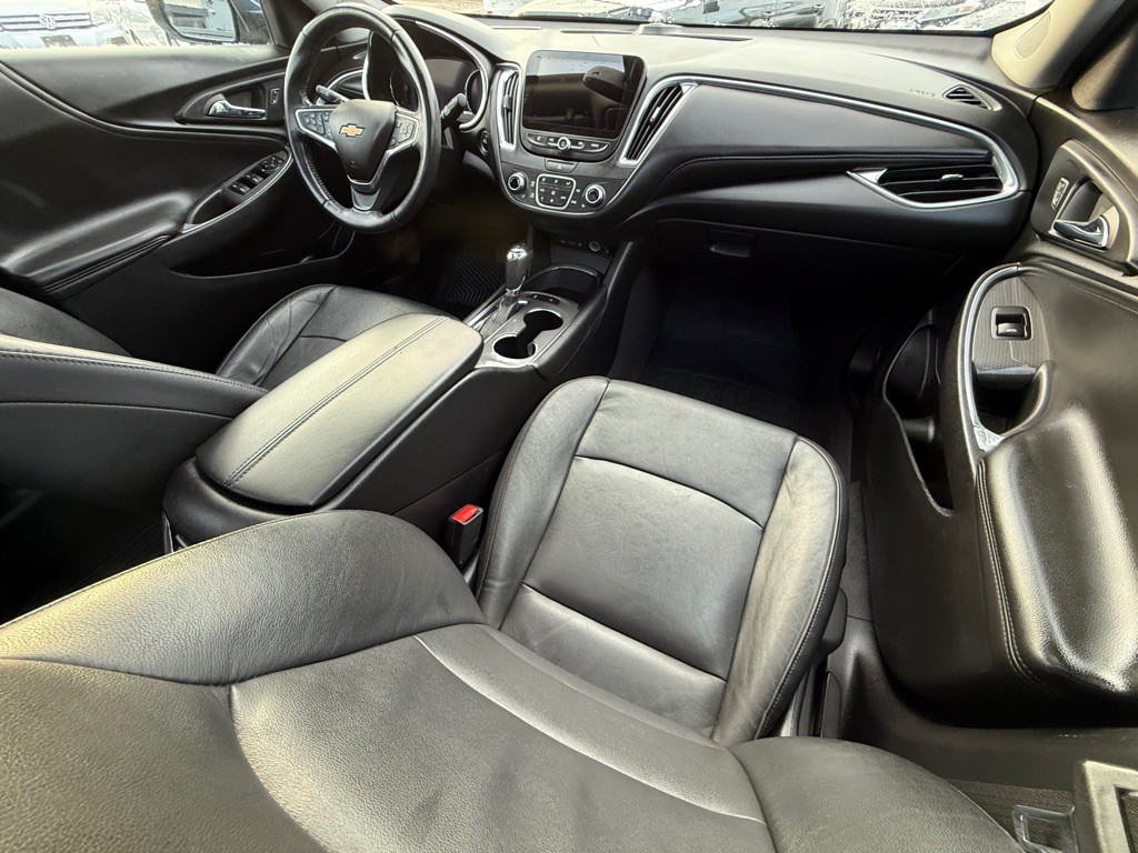 2019 Chevrolet Malibu Image 17