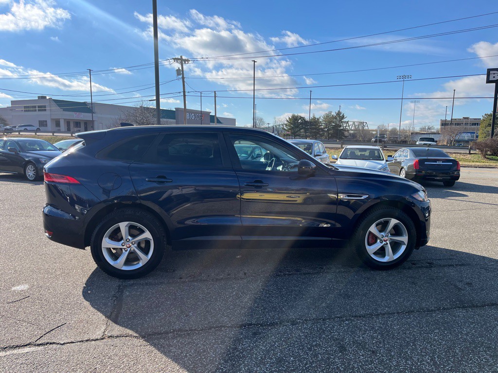 2018 Jaguar F-PACE Image 5