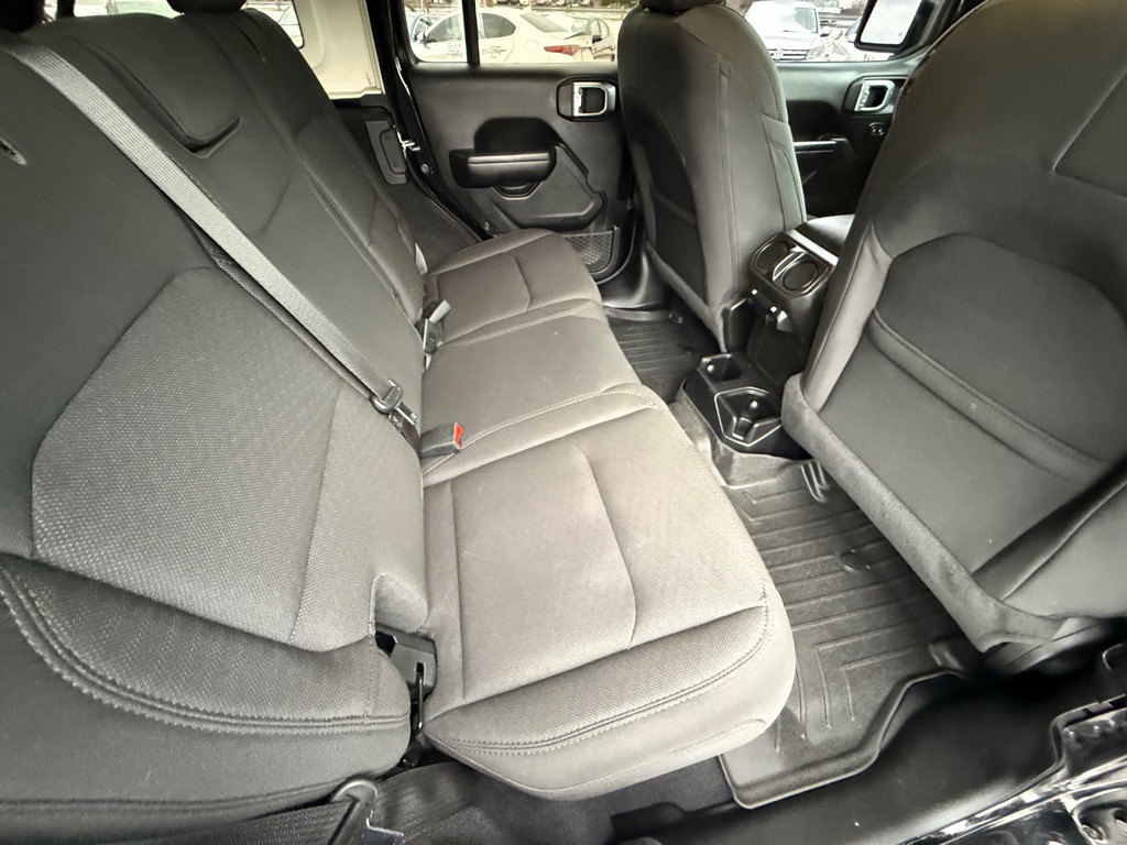 2020 Jeep Wrangler Unlimited Image 15