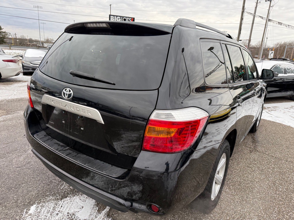 2010 Toyota Highlander Image 21