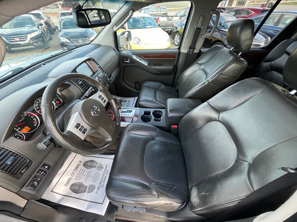 2011 Nissan Pathfinder Image 10
