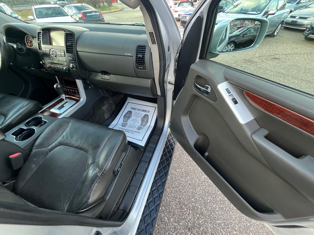 2011 Nissan Pathfinder Image 20
