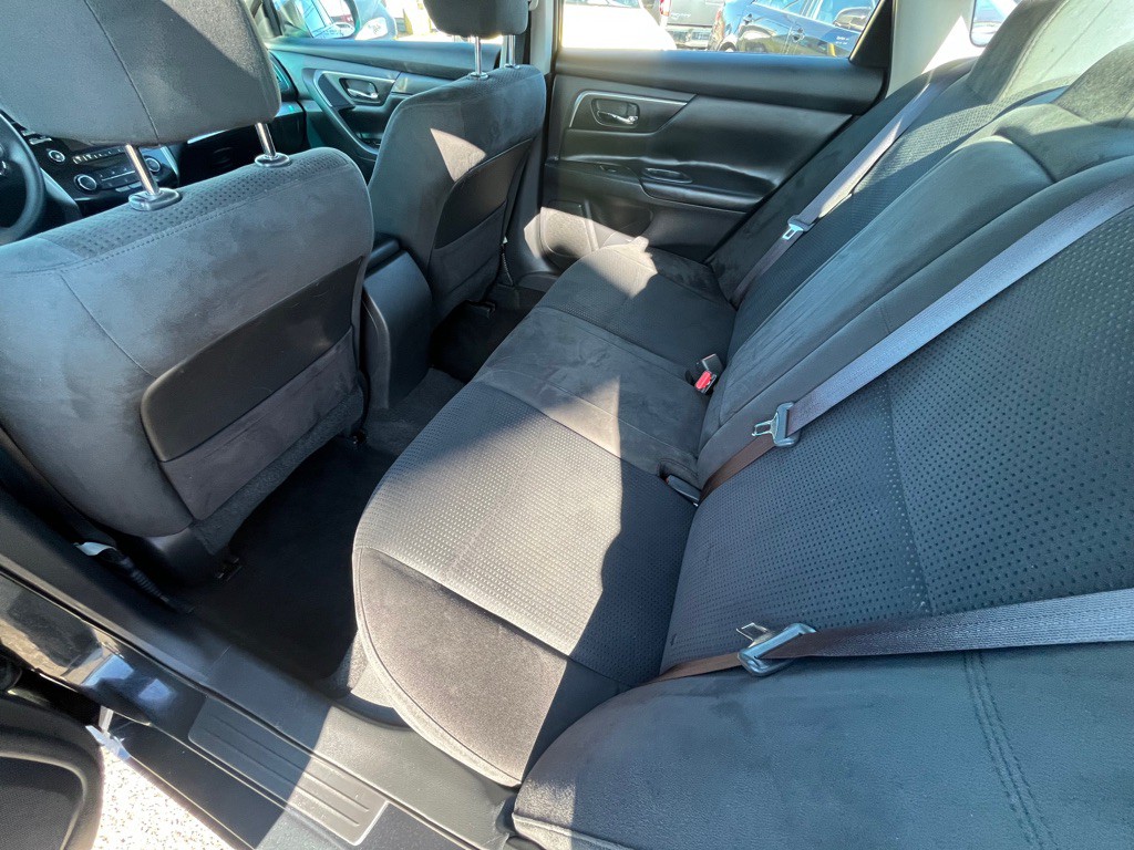 2015 Nissan Altima Image 13