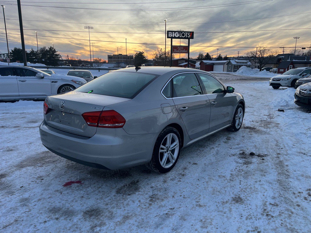 2014 Volkswagen Passat Image 6