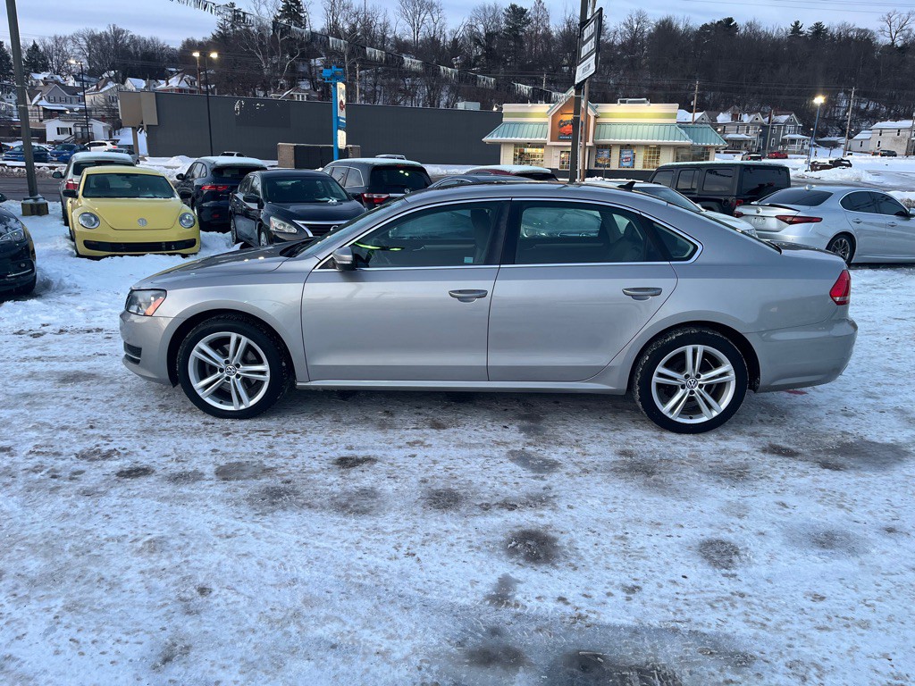 2014 Volkswagen Passat Image 9