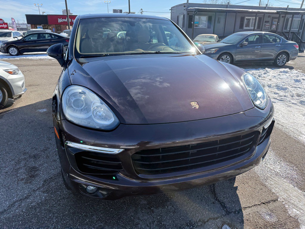 2016 Porsche Cayenne Image 6