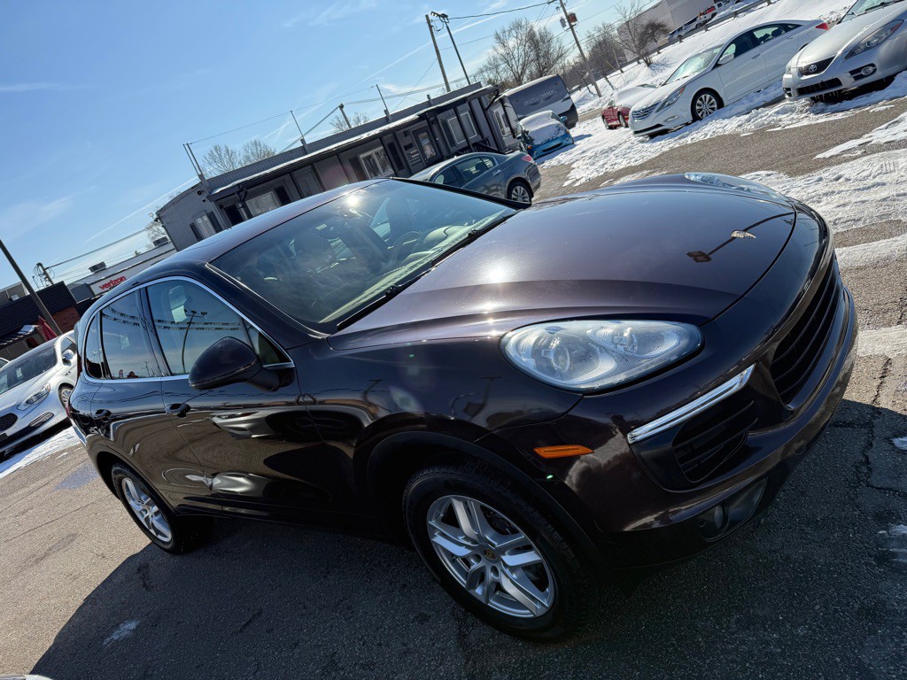 2016 Porsche Cayenne Image 7